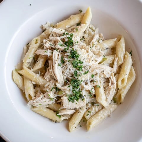 Tinis Creamy Chicken Pasta
